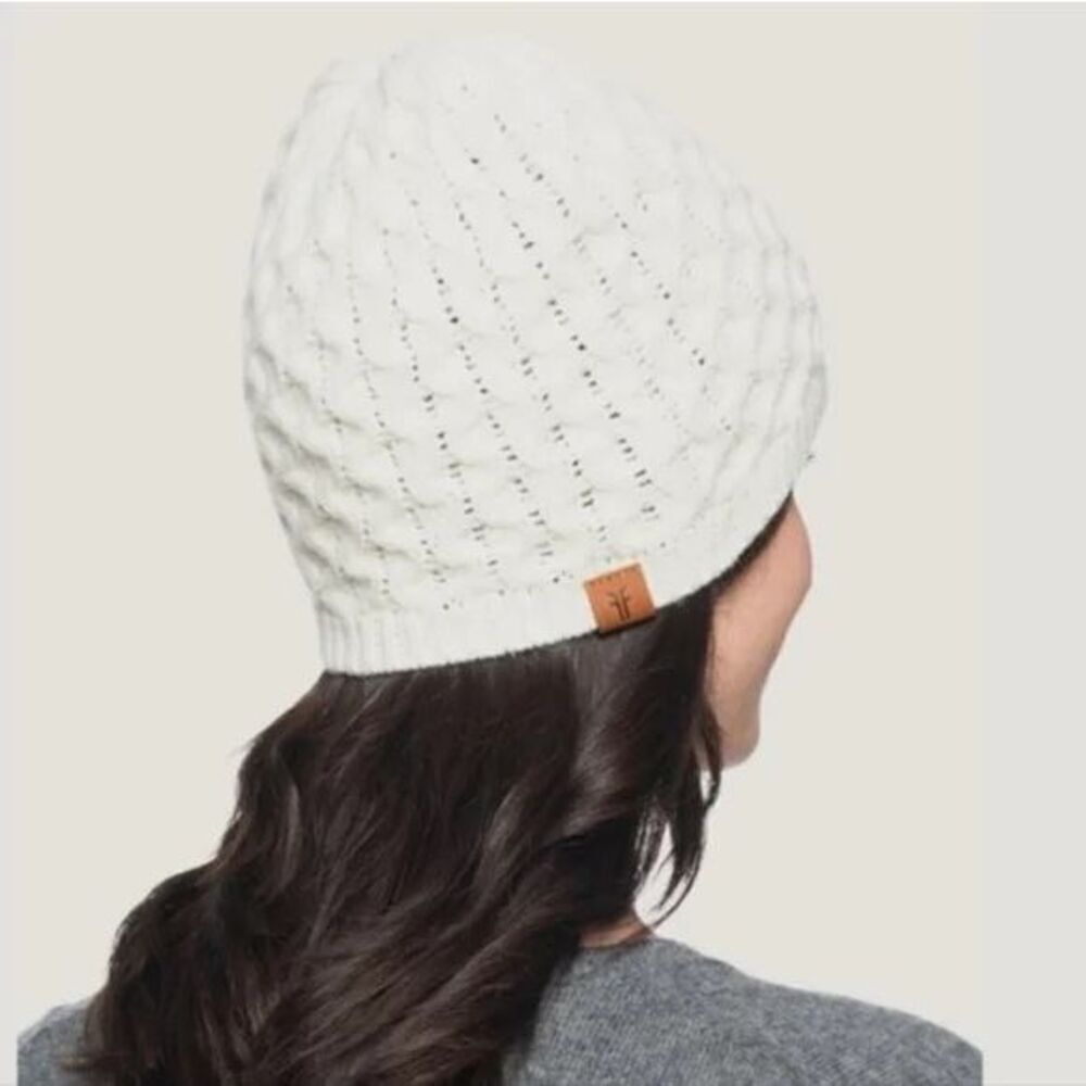 Frye Ivory Cream Knit Beanie Winter Hat Touc NEW!!